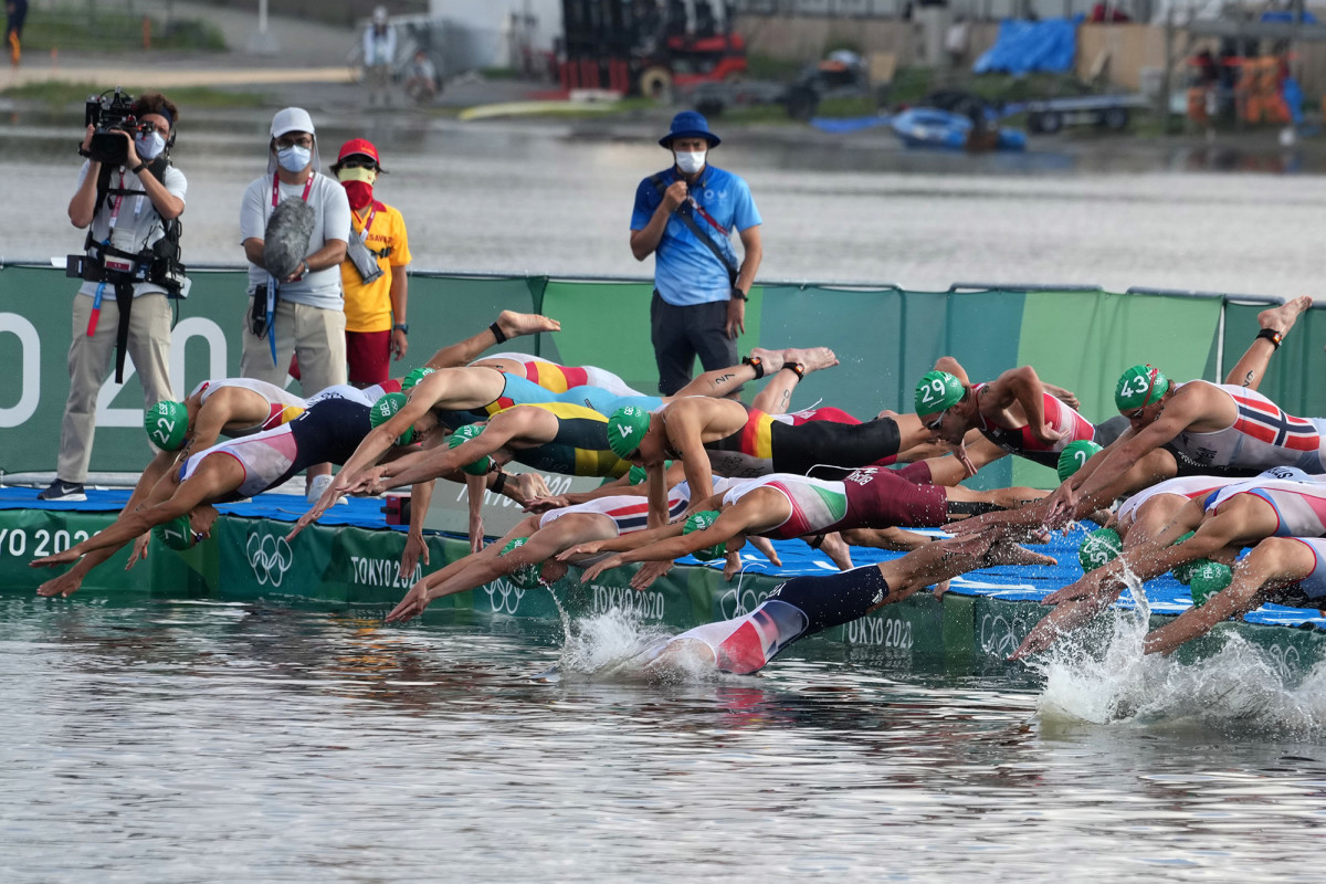 triathlon-start